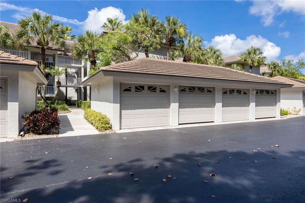 1 Car Garage
