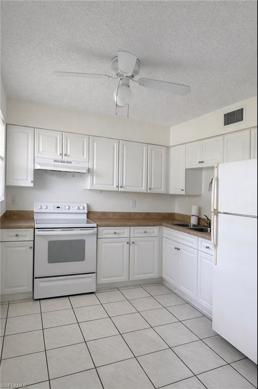3325 Airport RD N R3