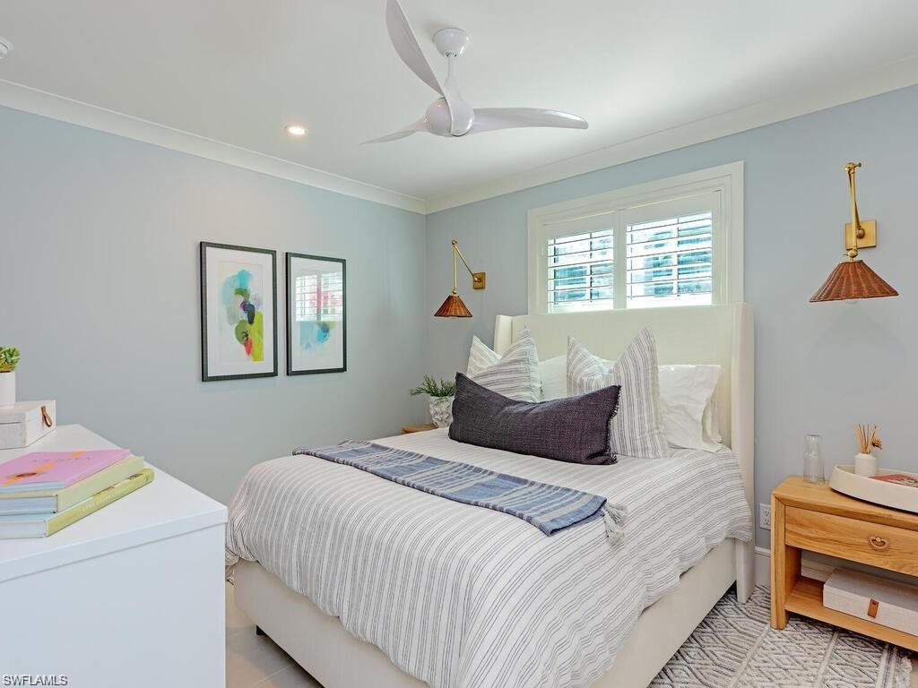1222 Gordon DR 4 photo 9