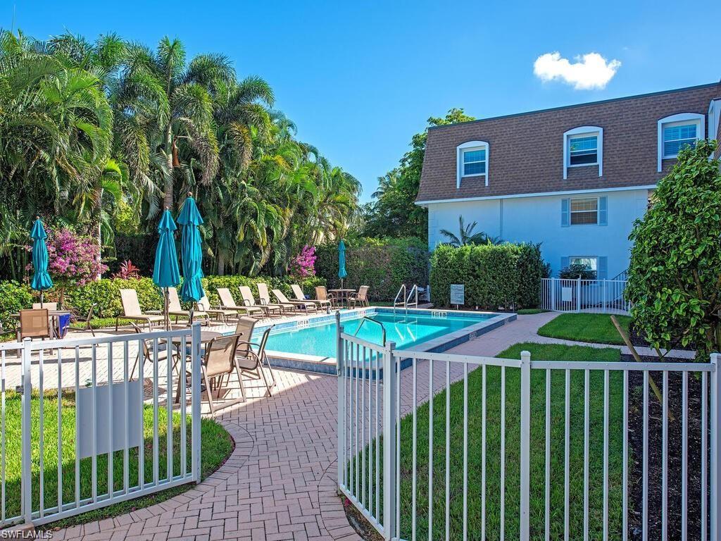 1222 Gordon DR 4 photo 11