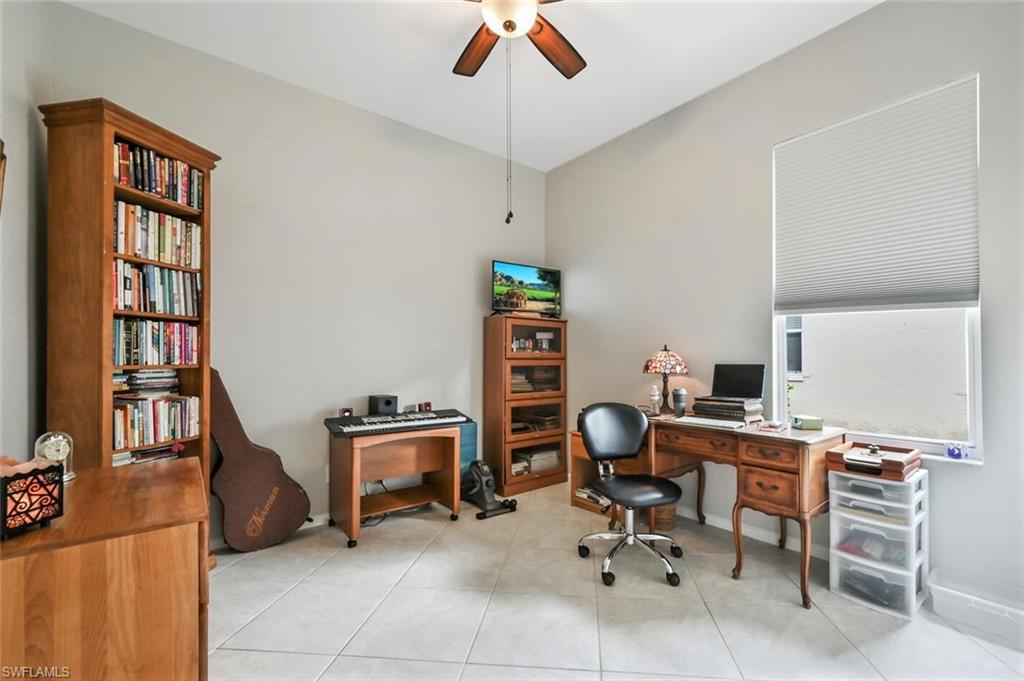 3rd bedroom used asDen/Office