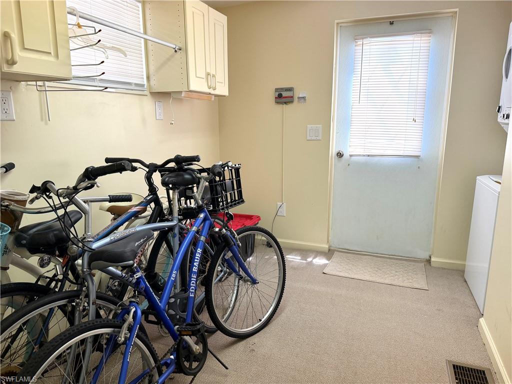 4501 Robert E Lee BLVD E photo 16
