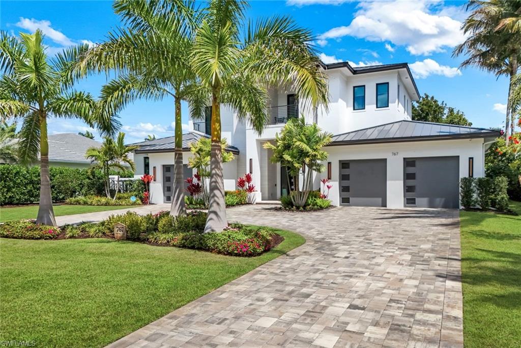 767 Park Shore DR photo 36