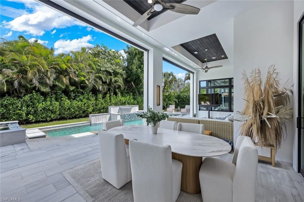 767 Park Shore DR photo 24