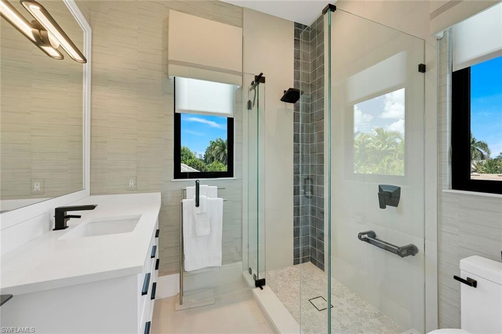 767 Park Shore DR photo 33