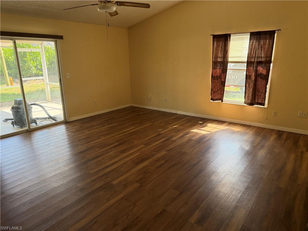8072 Sandpiper RD