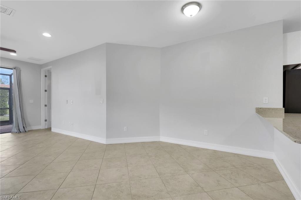 7738 Bristol CIR photo 13