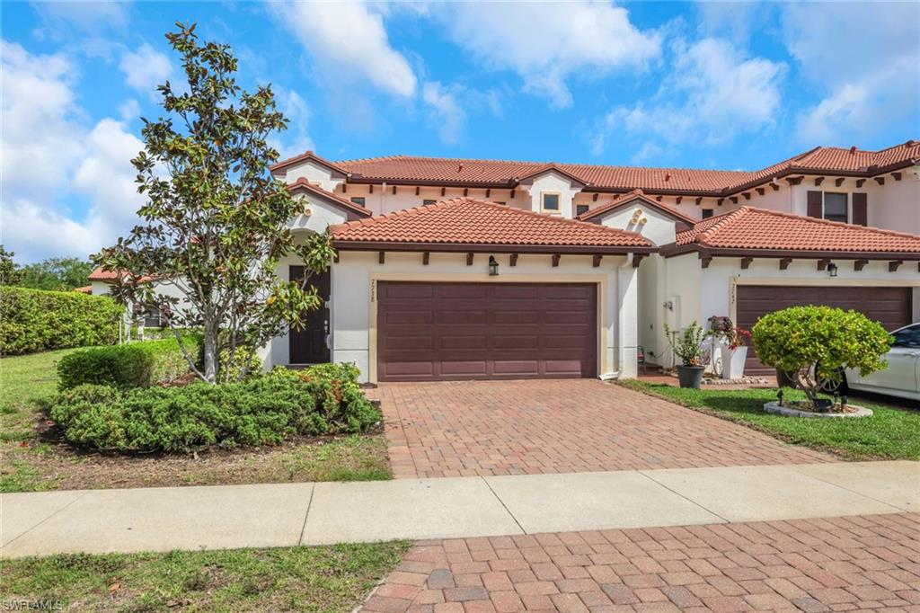 7738 Bristol CIR