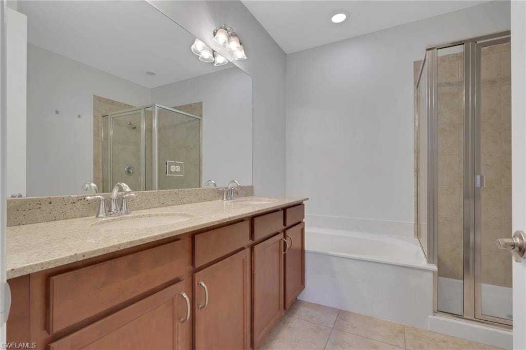 7738 Bristol CIR photo 15