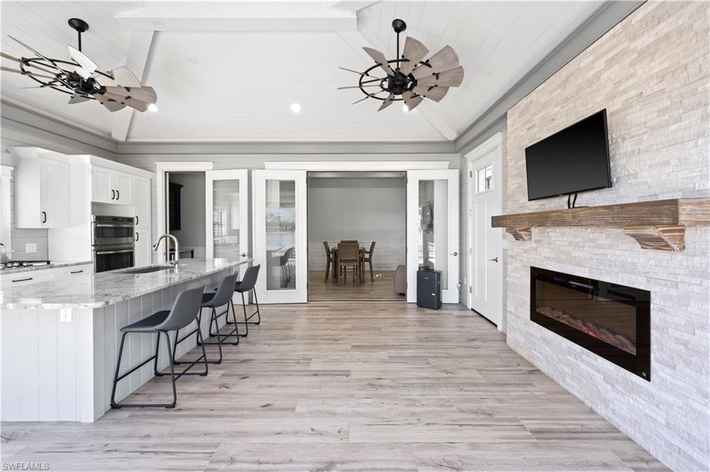 13197 Golden Palms CIR