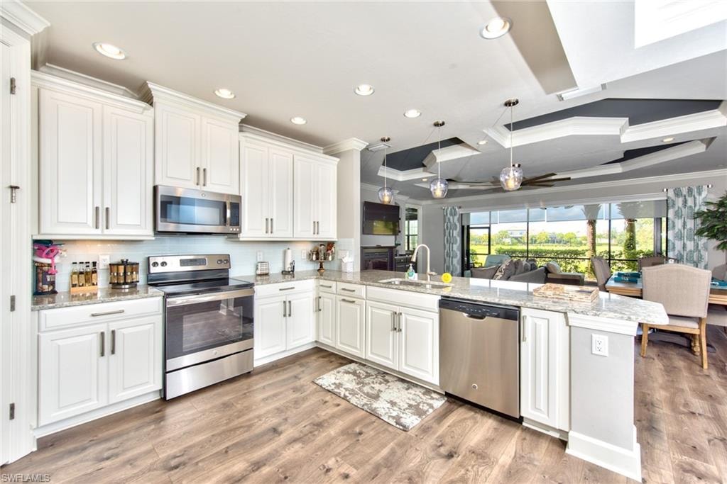 8764 Bellano CT 3-102 photo 9