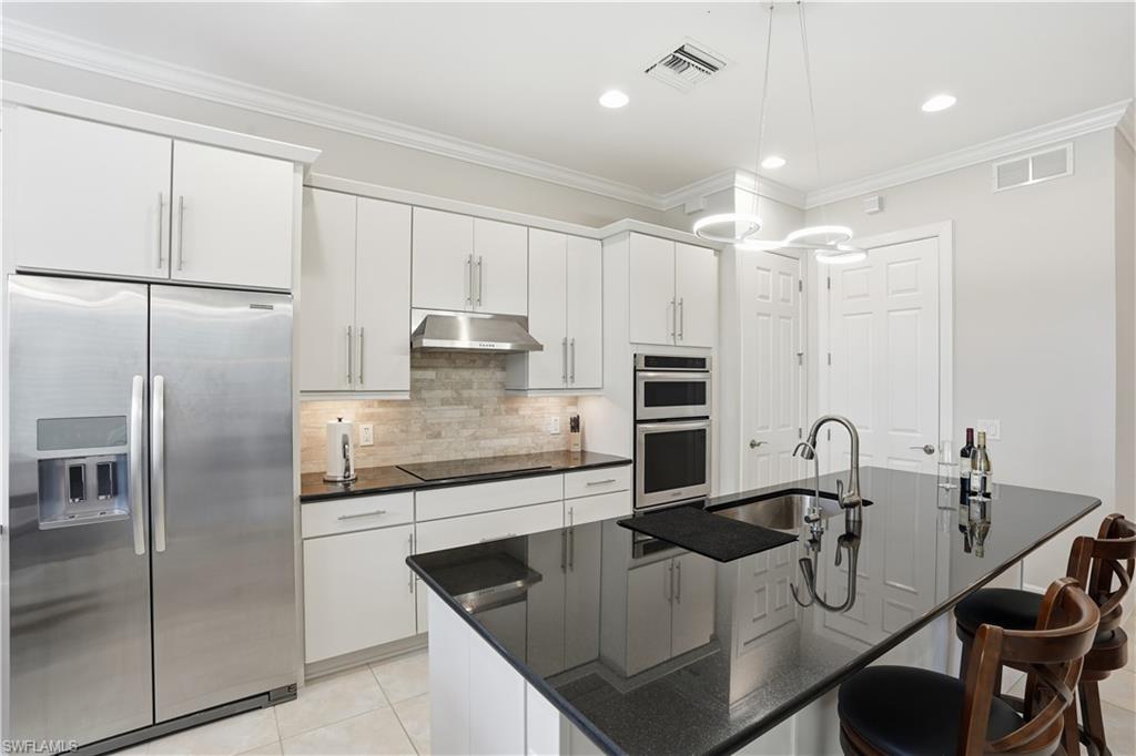 9328 Fieldstone LN photo 11