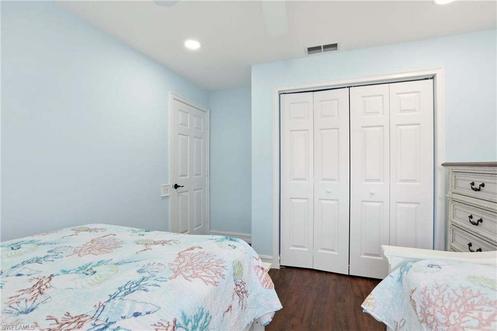 817 Carrick Bend CIR 201 photo 21