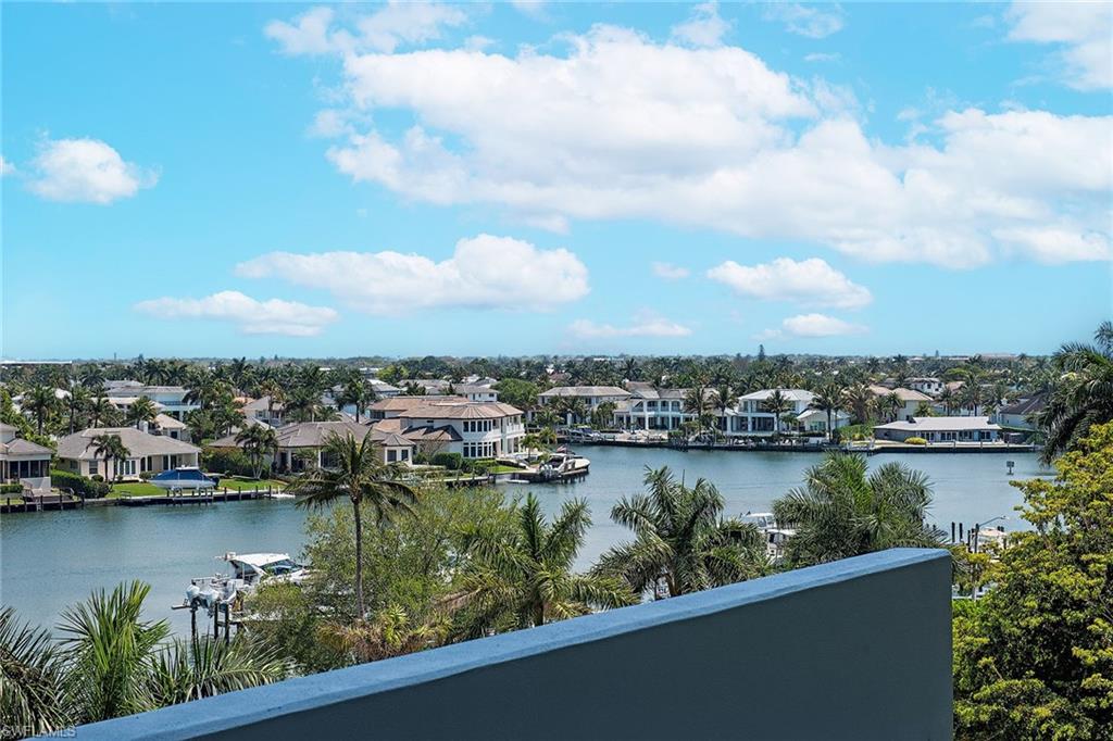 4751 Gulf Shore BLVD N 704