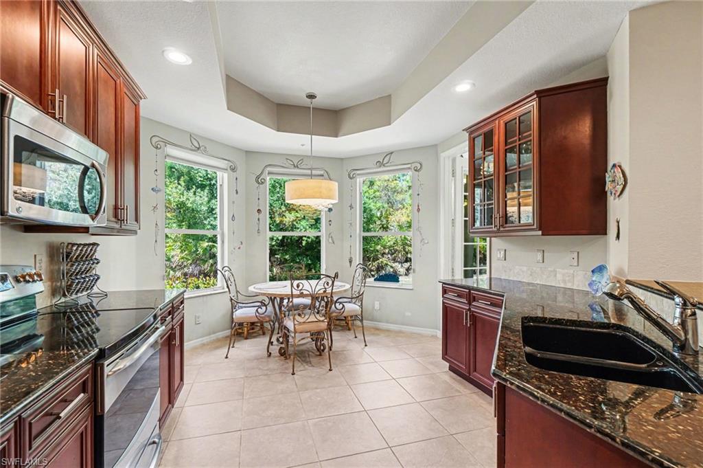 21584 Baccarat LN 103 photo 8