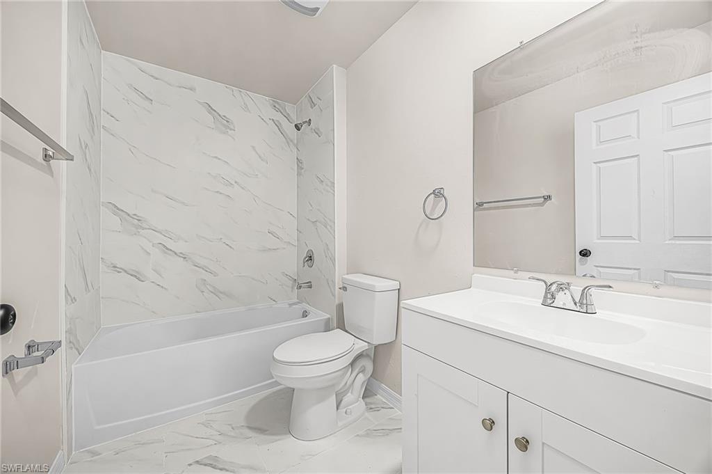 124 NE 15th TER photo 16