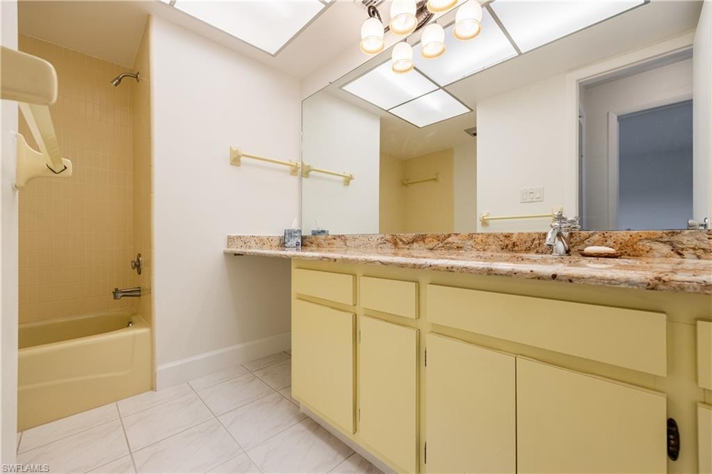1460 Tredegar DR photo 23