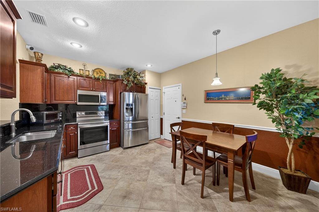17560 Brickstone LOOP photo 9