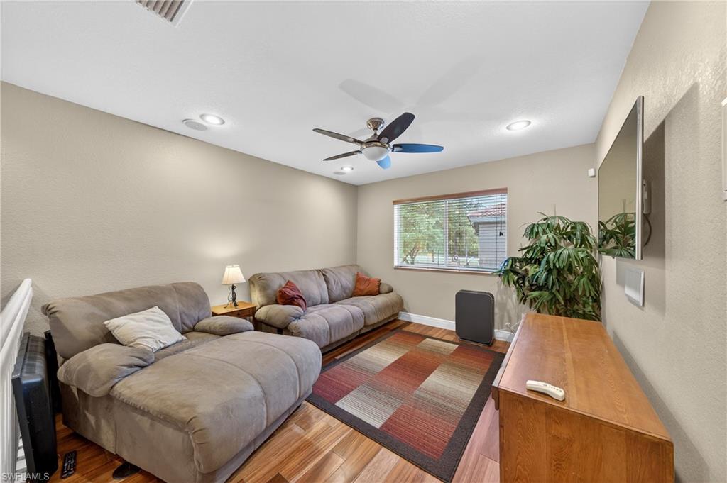 17560 Brickstone LOOP photo 14