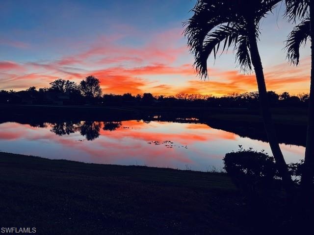 View from Lanai of thje lake at dusk