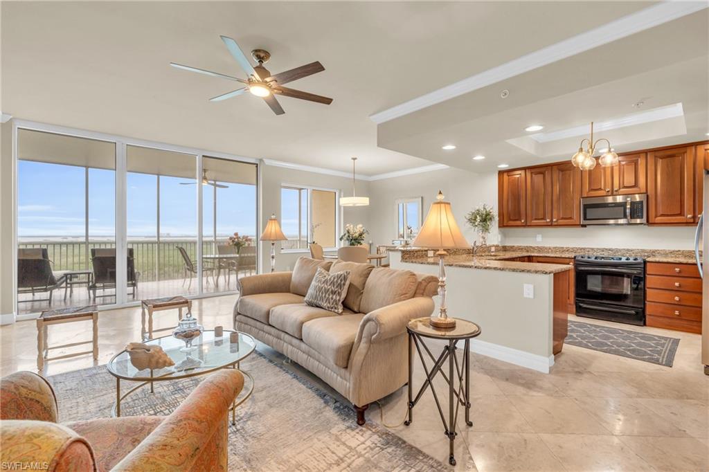 4751 West Bay BLVD 1005