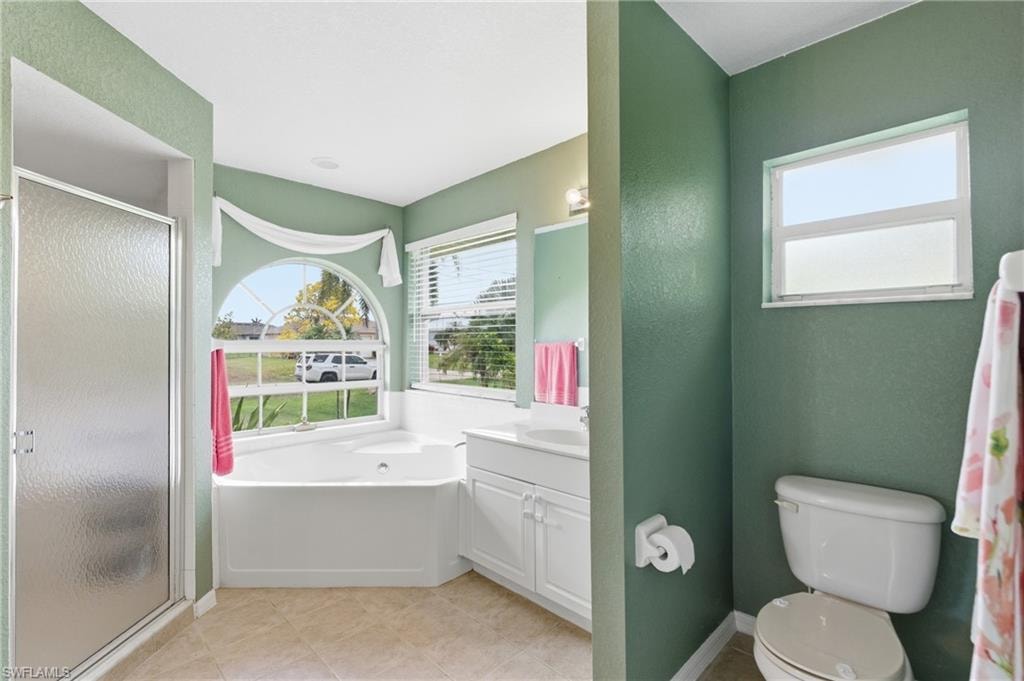 2105 SW 29th TER photo 23