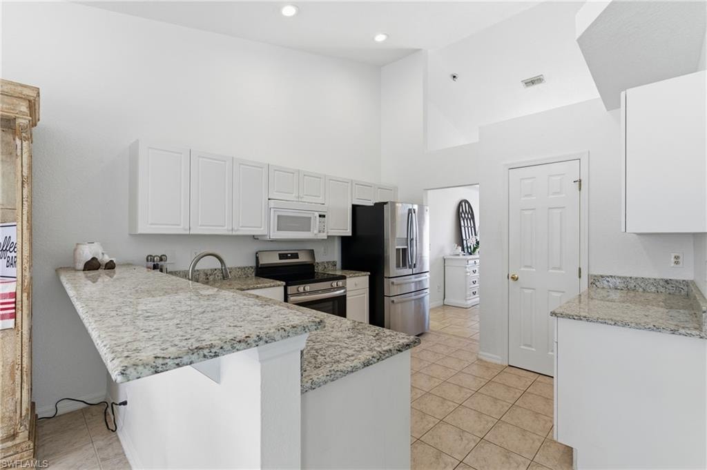 2105 SW 29th TER