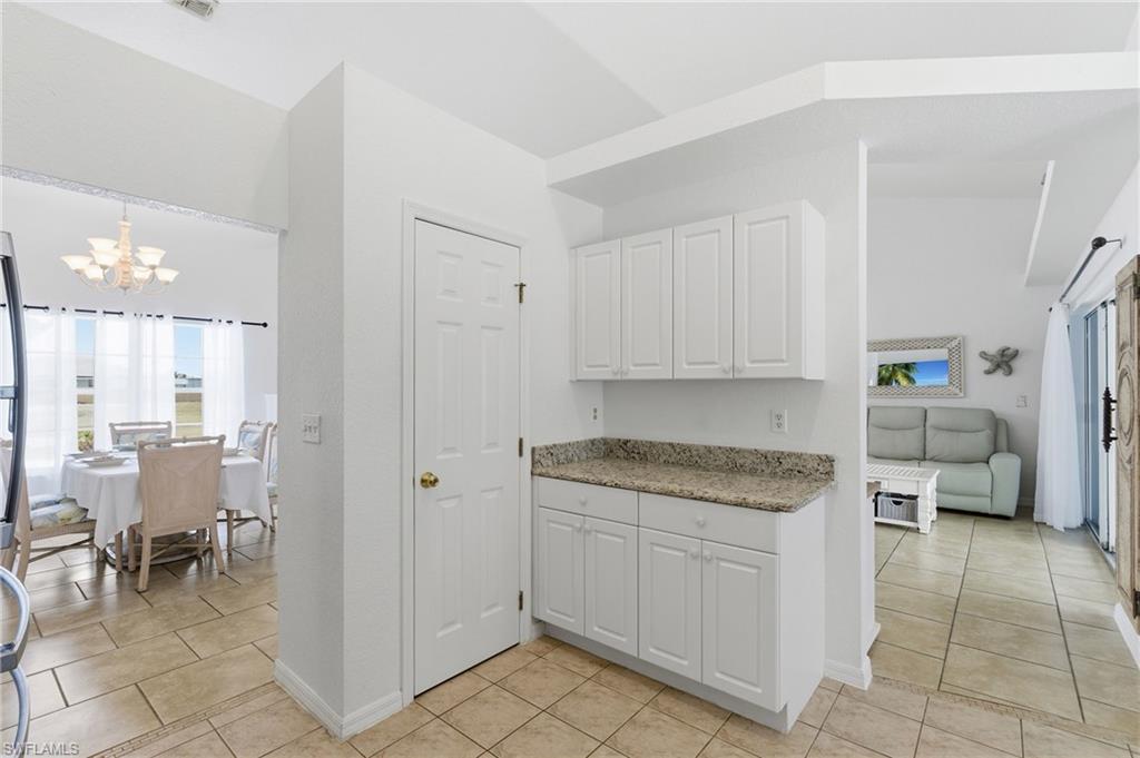 2105 SW 29th TER photo 16