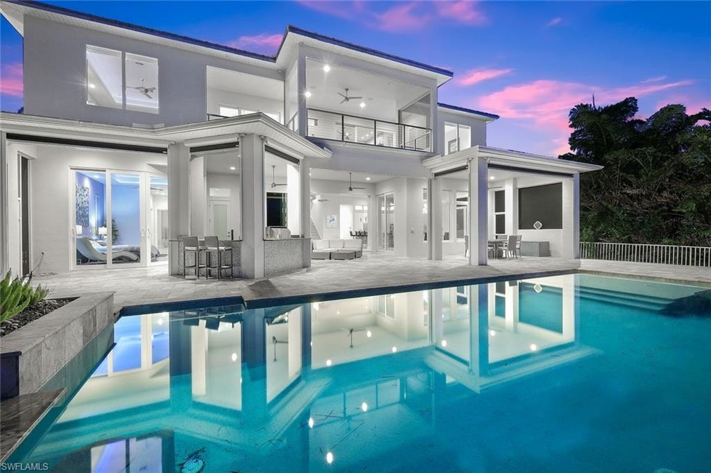 2826 SW 44th TER