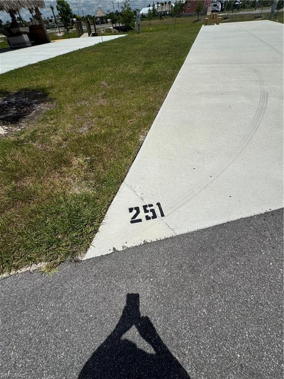 251 Horizon RD