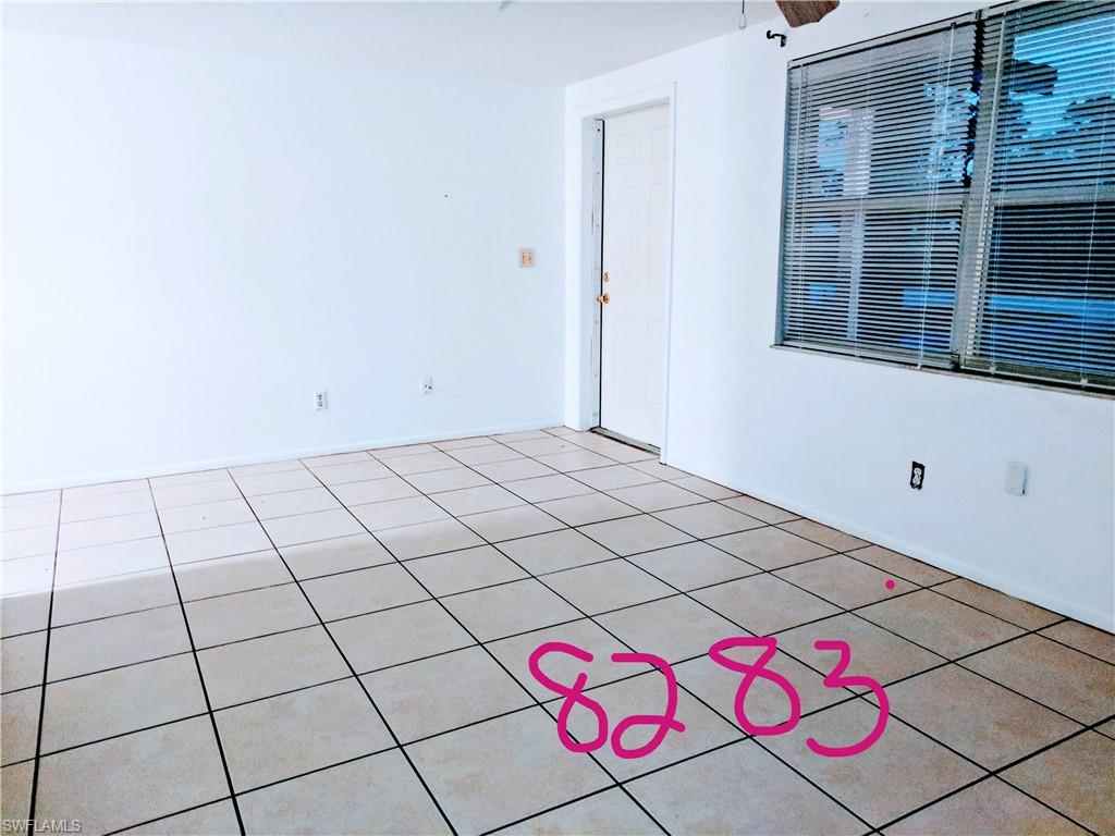 8283 Pelican RD