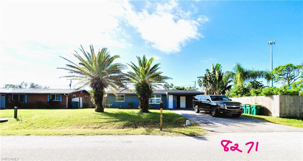 8271 Pelican RD