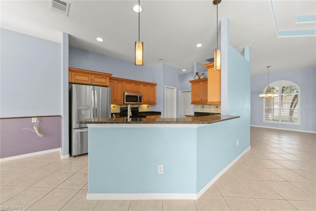 2165 Berkley WAY photo 22