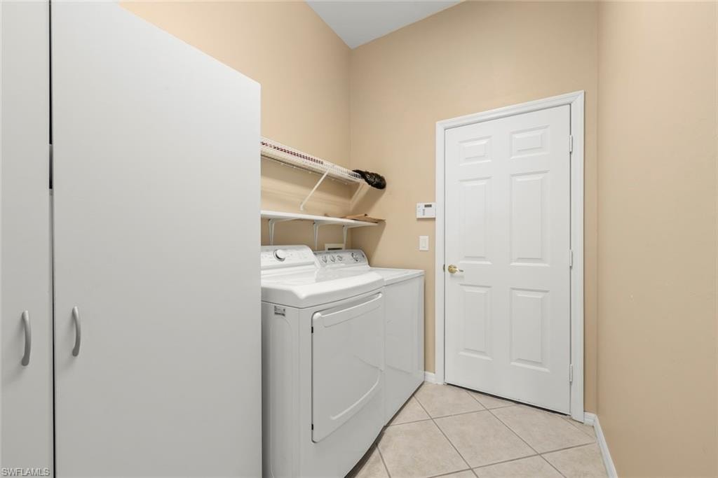 2165 Berkley WAY photo 31