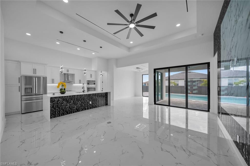1237 NW 37th AVE