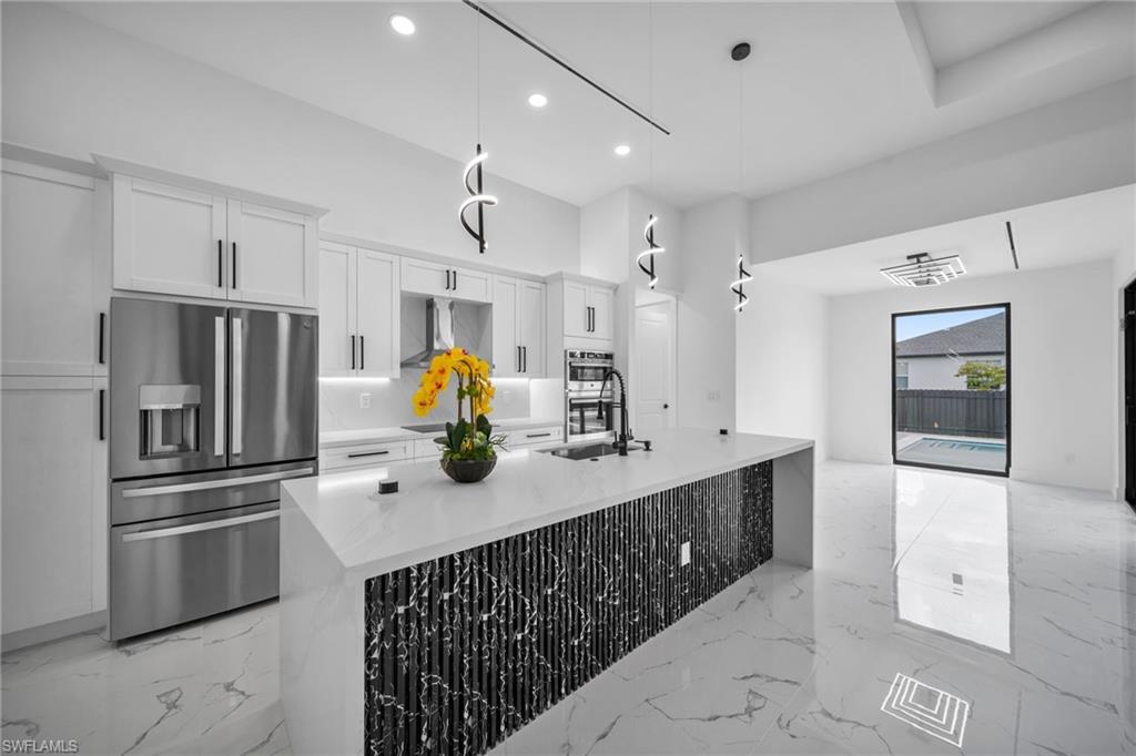 1237 NW 37th AVE photo 8