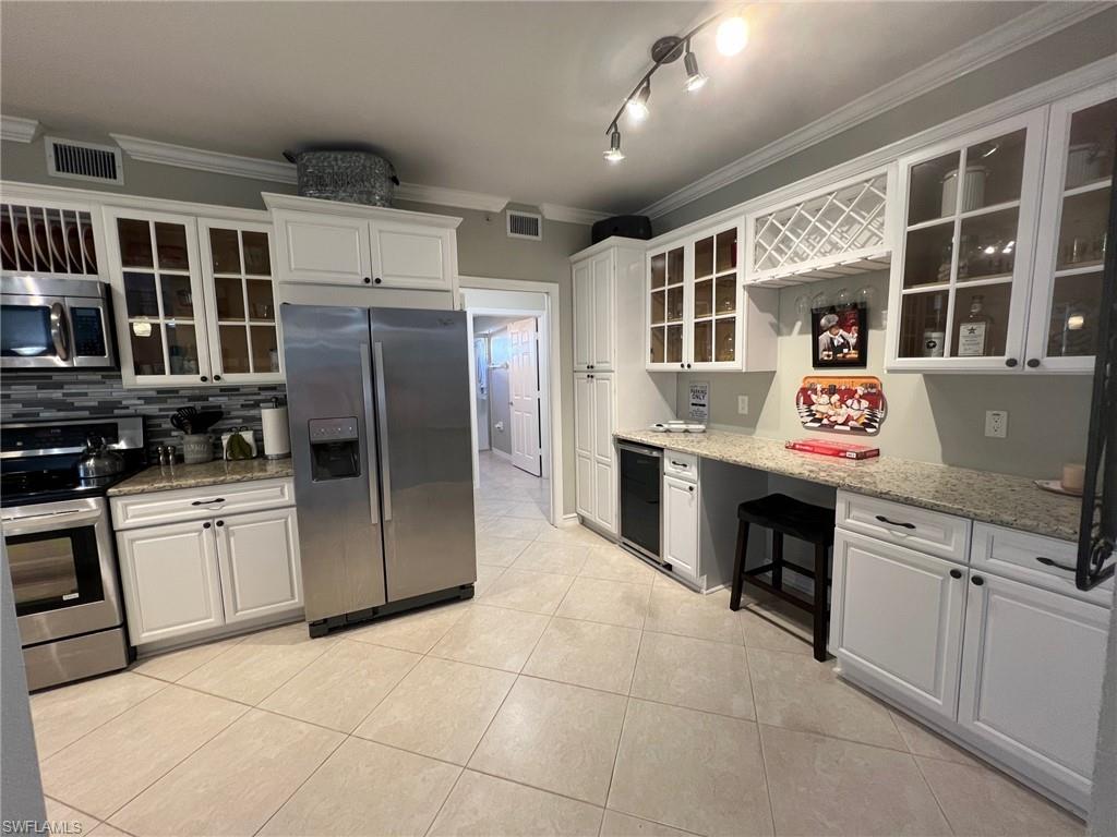 8125 Celeste DR 5113 photo 12