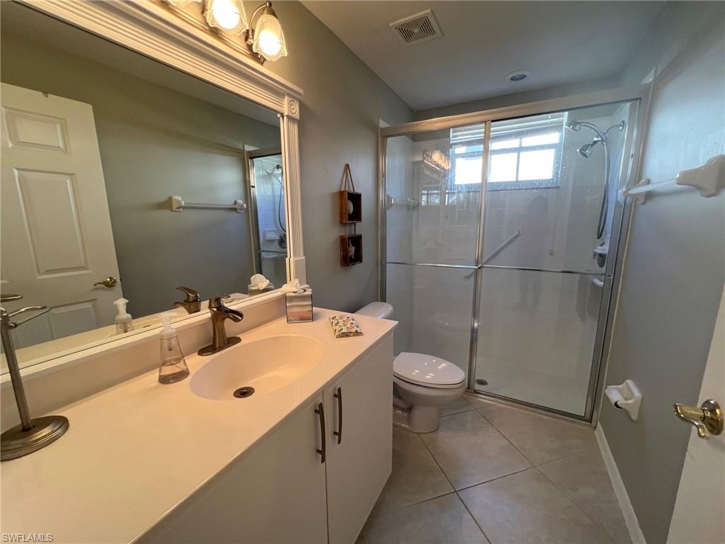 8125 Celeste DR 5113 photo 22