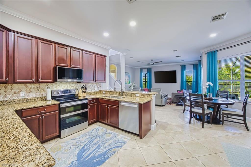 16018 Thorn Wood DR photo 14