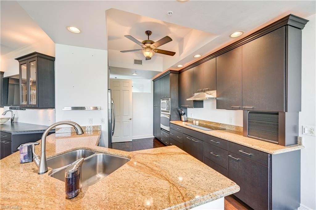 Top line stainless appliances & commercial range hood