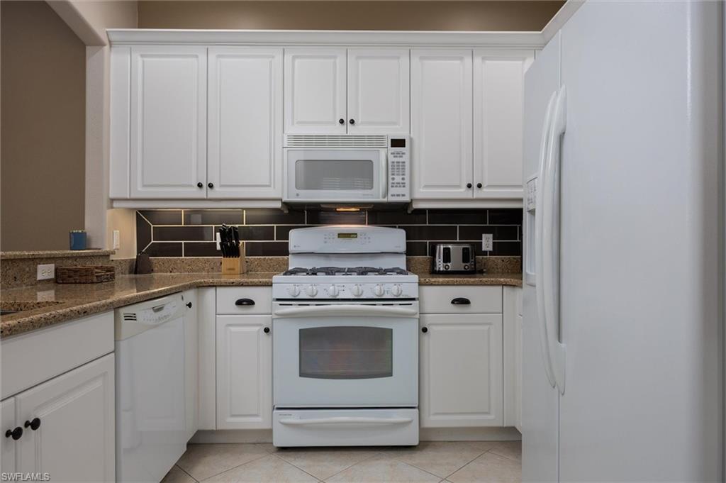 3240 Cottonwood BEND 201 photo 9