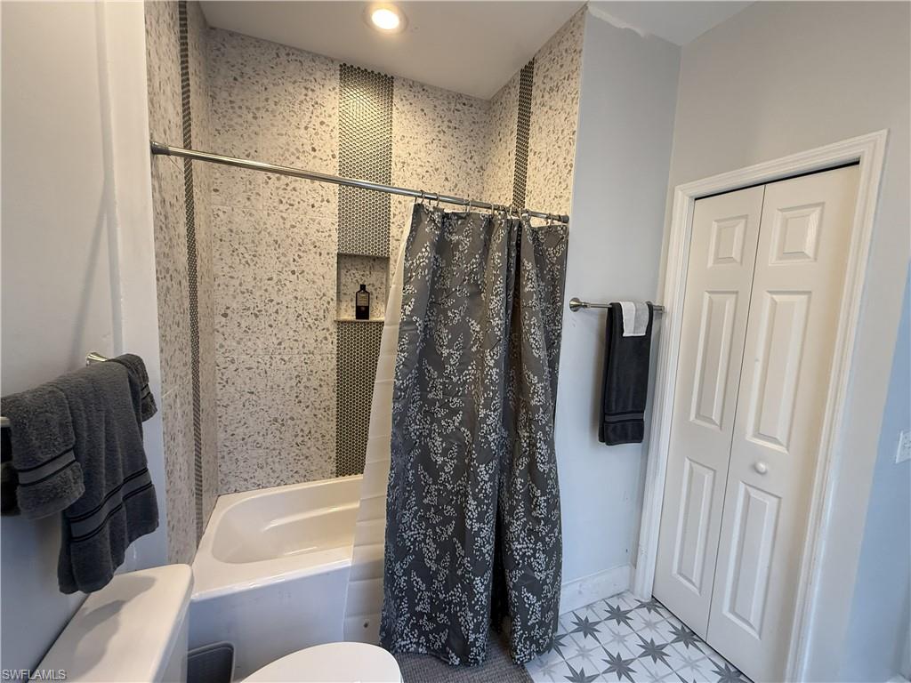3304 Lisa LN 102 photo 31