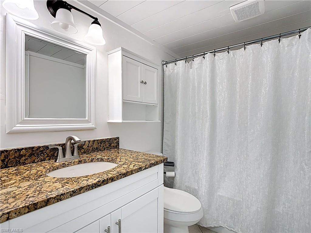 4293 Island CIR 4 photo 30