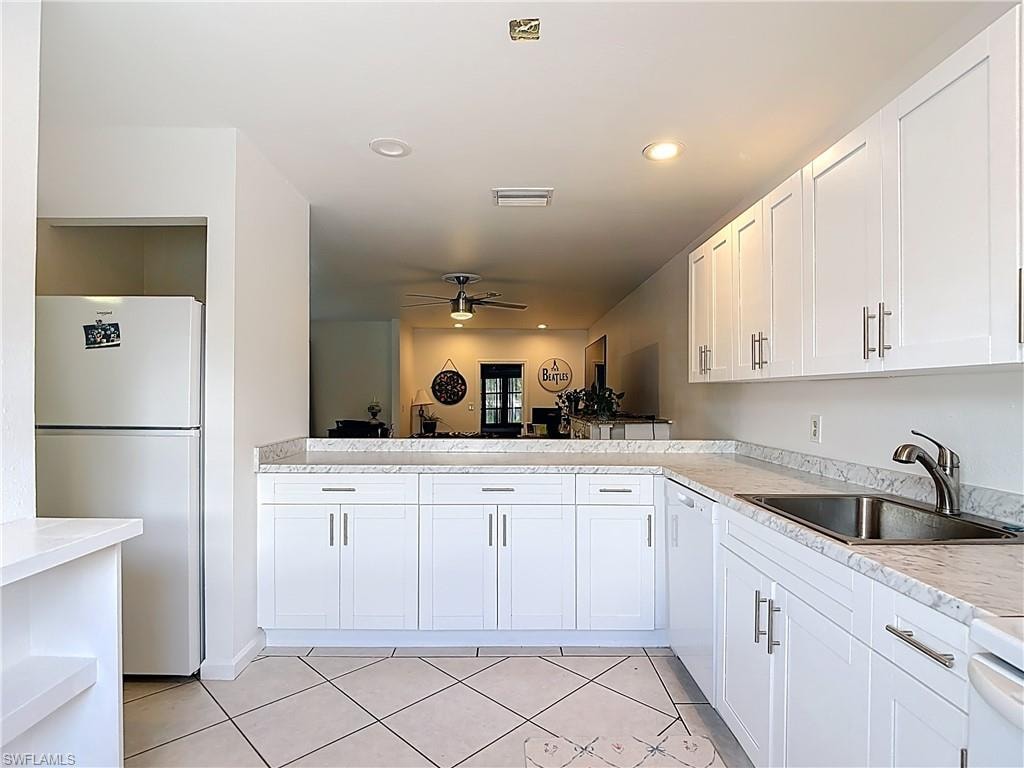4293 Island CIR 4 photo 10