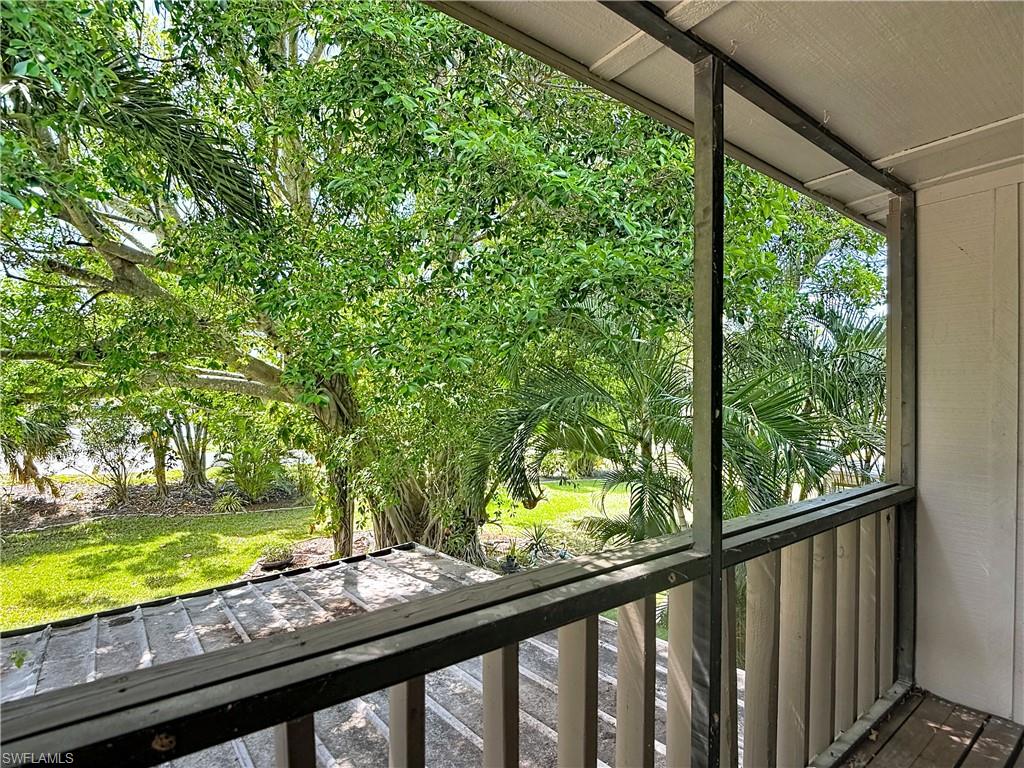4293 Island CIR 4 photo 33