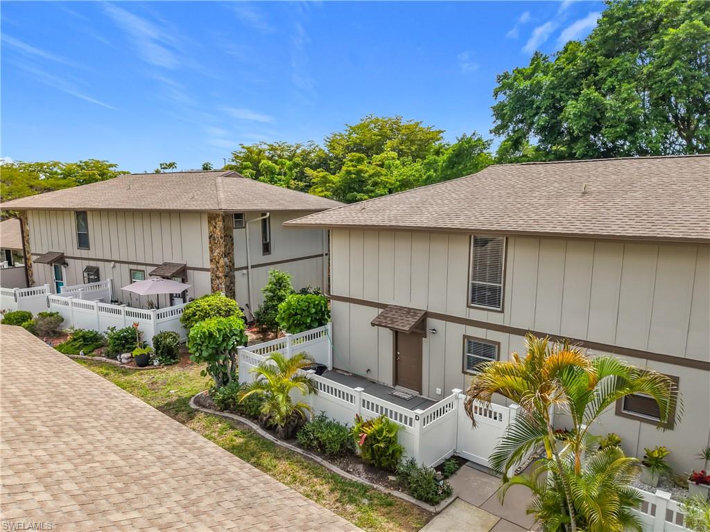 4293 Island CIR 4 photo 40