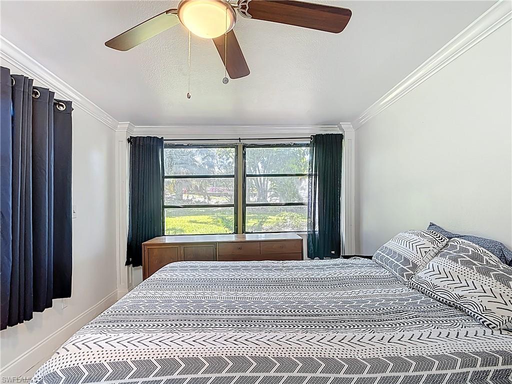 4293 Island CIR 4 photo 21