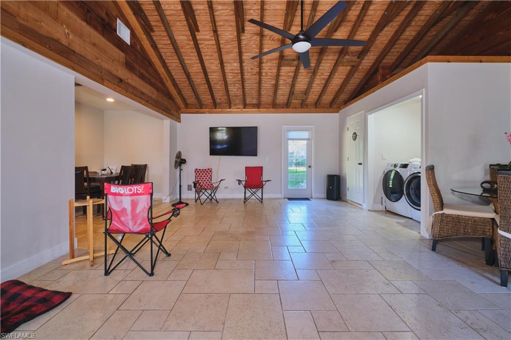 3731 Liberty SQ photo 18