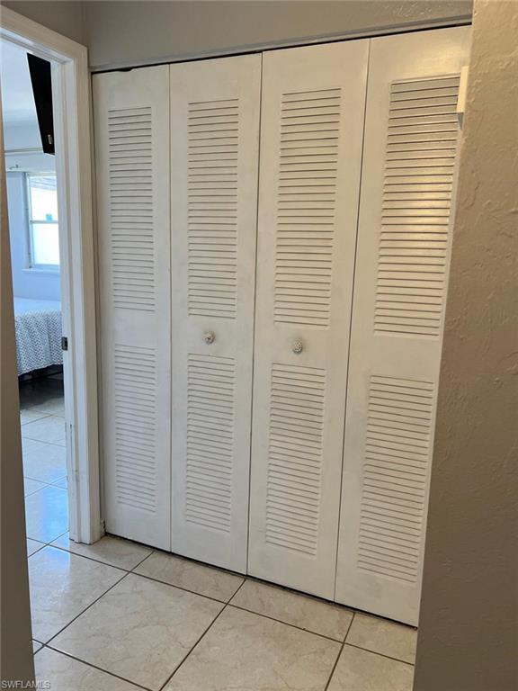 18 Hamlin CT photo 31