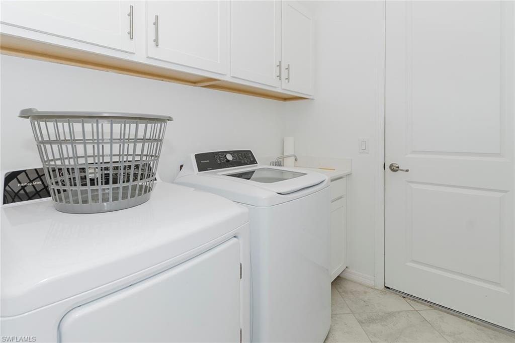 5938 Berwick LN photo 13